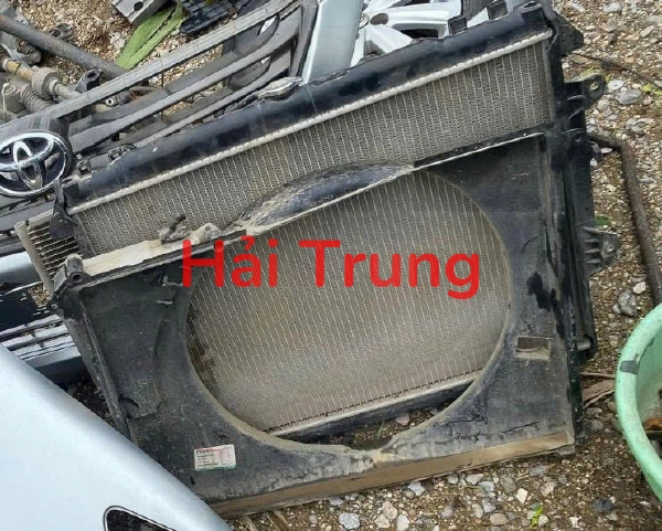 Giàn nóng, két nước Toyota Innova 2009-2015 Tháo Xe