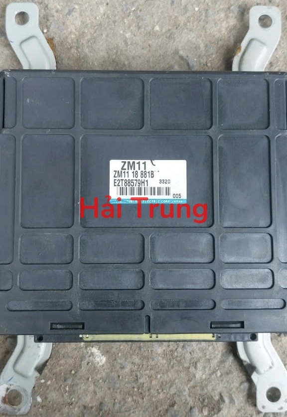 Hộp điều khiển động cơ ECU Ford Laser 2000-2004 1.6 Tháo Xe ZM11-18-881B ZM1118881B