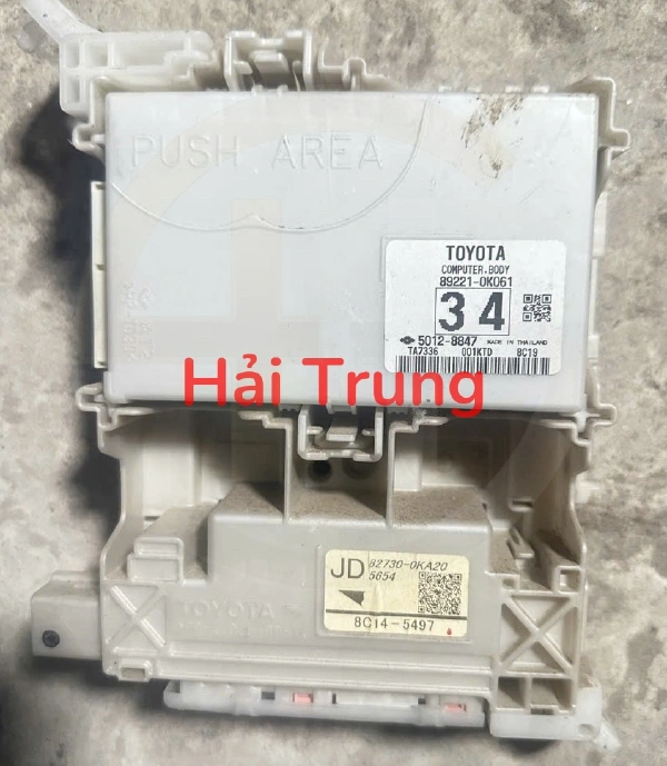 Hộp body Toyota Innova Tháo Xe 89221-0K061 82730-0KA20