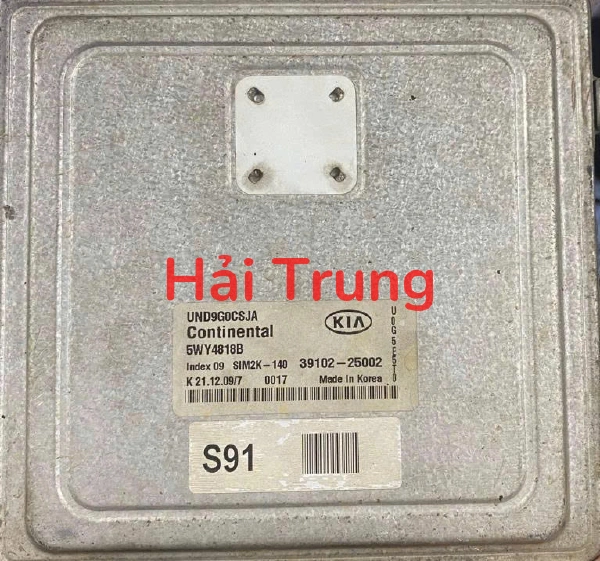 Hộp điều khiển động cơ ECU ECM Kia Carens Tháo Xe 3910225002