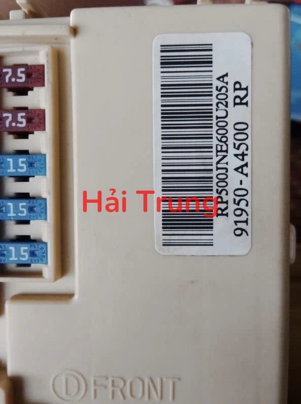 Hộp cầu trì trong xe Kia Rondo Tháo Xe 91950-A4500
