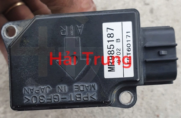 Cảm biến MAF cảm biến đo gió Mitsubishi Grandis Tháo Xe MR985187