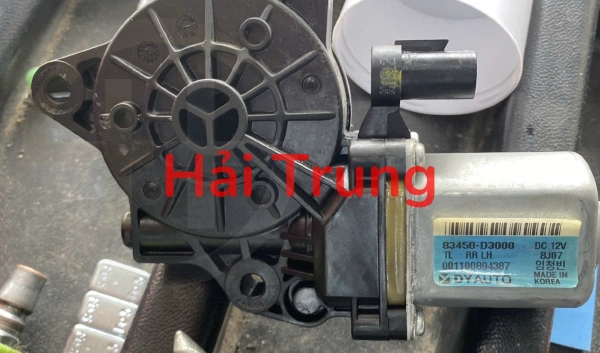 Mô tơ lên xuống kính Hyundai Tucson 2015-2020 Tháo Xe 83450D3000