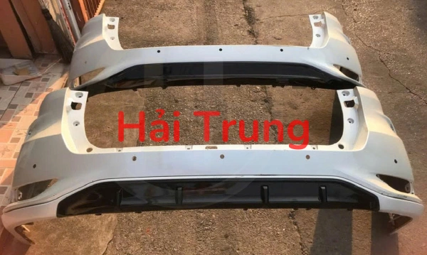 Cản sau Toyota Fortuner 2022 Tháo Xe