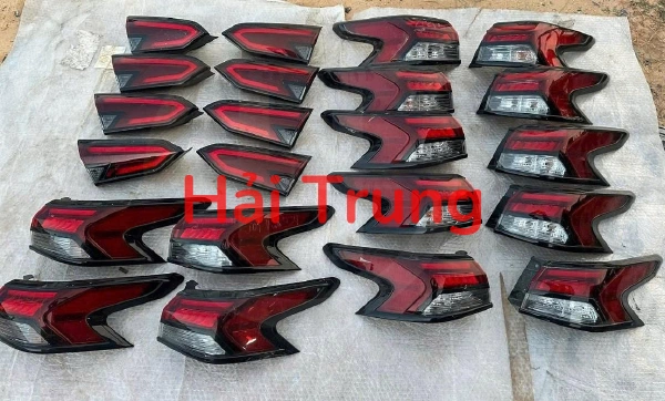 Bộ Đèn hậu trong, ngoài Nissan Almera 2021-2025 Tháo Xe Zin