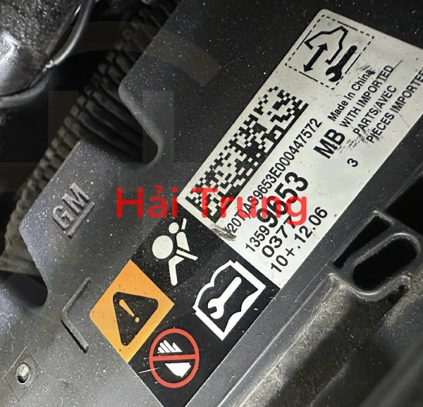 Hộp điều khiển động cơ Ecu Chevrolet Cruze 2017 1.8 Tháo Xe 13599653