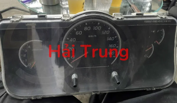 Đồng hồ táp lô Toyota Hiace 2008 Tháo Xe
