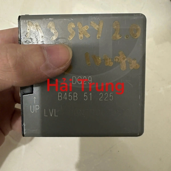 B45B51225 Hộp điều khiển đèn pha MAZDA 3 Tháo Xe