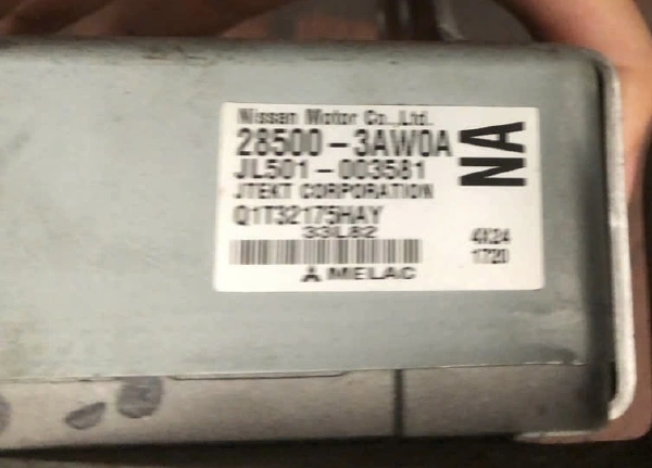 Hộp điều khiển cọc lái Nissan Sunny Tháo Xe 285003AW0A