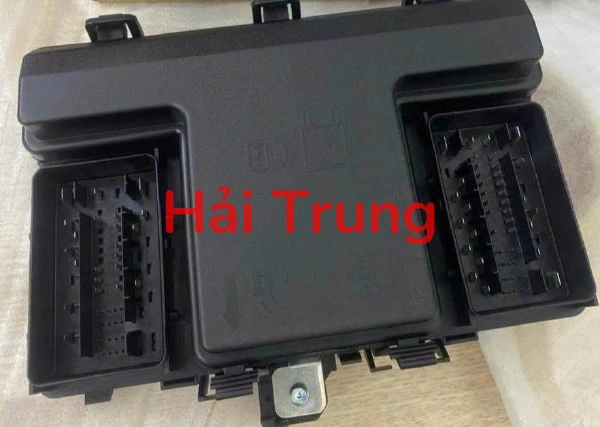 Hộp cầu trì Ford Ranger Tháo Xe JB3T-14D068-FA JB3T14D068FA
