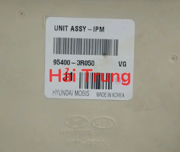 Hộp IPM Kia K7, Cadenza Tháo Xe 95400-3R050 là phụ tùng rất quan trọng của xe cần thay thế. Hộp IPM Kia K7, Cadenza Tháo Xe 95400-3R050 được sử dụng cho các dòng xe chuẩn số khung, đăng kiểm về mã phụ tùng Hộp IPM Kia K7, Cadenza Tháo Xe 95400-3R050  Sản phẩm bên Hải Trung xin cam kết: mới - giá tốt bền bỉ chất lượng, tháo xe - zin nguyên bản lỗi 1 đổi 1 bao lắp Trong qua trình sử dụng do nhiều nguyên nhân khiến Hộp IPM Kia K7, Cadenza Tháo Xe 95400-3R050 bị hư hỏng do vậy cần thay thế Hộp IPM Kia K7, Cadenza Tháo Xe 95400-3R050 để đảm bảo thẩm mỹ và an toàn trong quá trình vận hành của xe. (Hộp IPM Kia K7, Cadenza Tháo Xe 95400-3R050 tại phụ tùng Hải Trung) *Liên hệ với Phụ tùng Hải Trung: Mail:phutunghaitrung@gmail.com Website:phutunghaitrung.vn