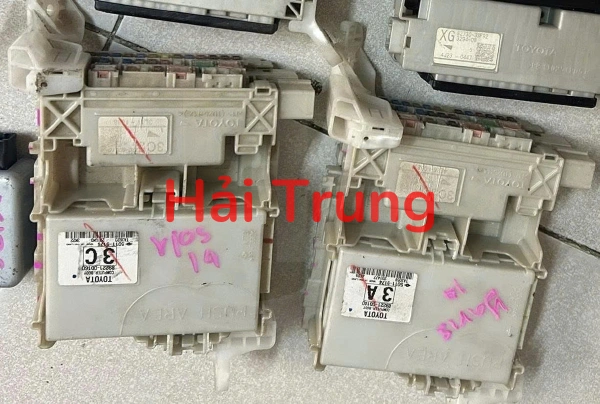 892210D140 Hộp điều khiển thân xe Toyota Vios 2018-2021 Tháo Xe