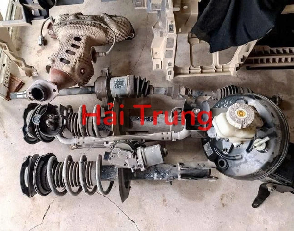 Giảm xóc Mitsubishi Xpander 2019 Tháo Xe