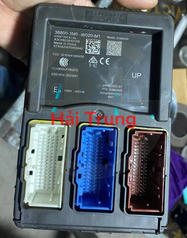 Hộp BCM Honda HRV 2024 Tháo Xe 38800-3M0-W020-M1