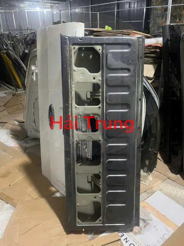 Cửa thùng sau Toyota Hilux Tháo Xe 2016-2021
